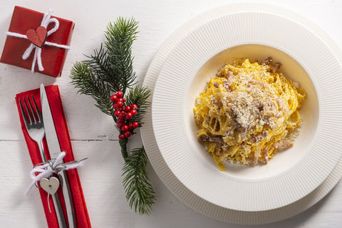 piatto di fettuccine alla papalina