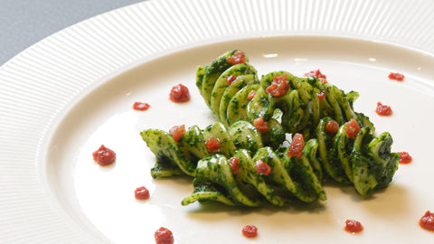 Fusilloni La Pasta di Camerino con crema di spinaci e pancetta croccante